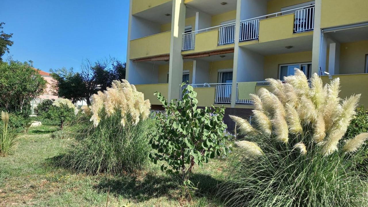 Apartment Sara - קרס מראה חיצוני תמונה
